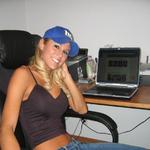 romantic female looking for guy in Holland, Texas